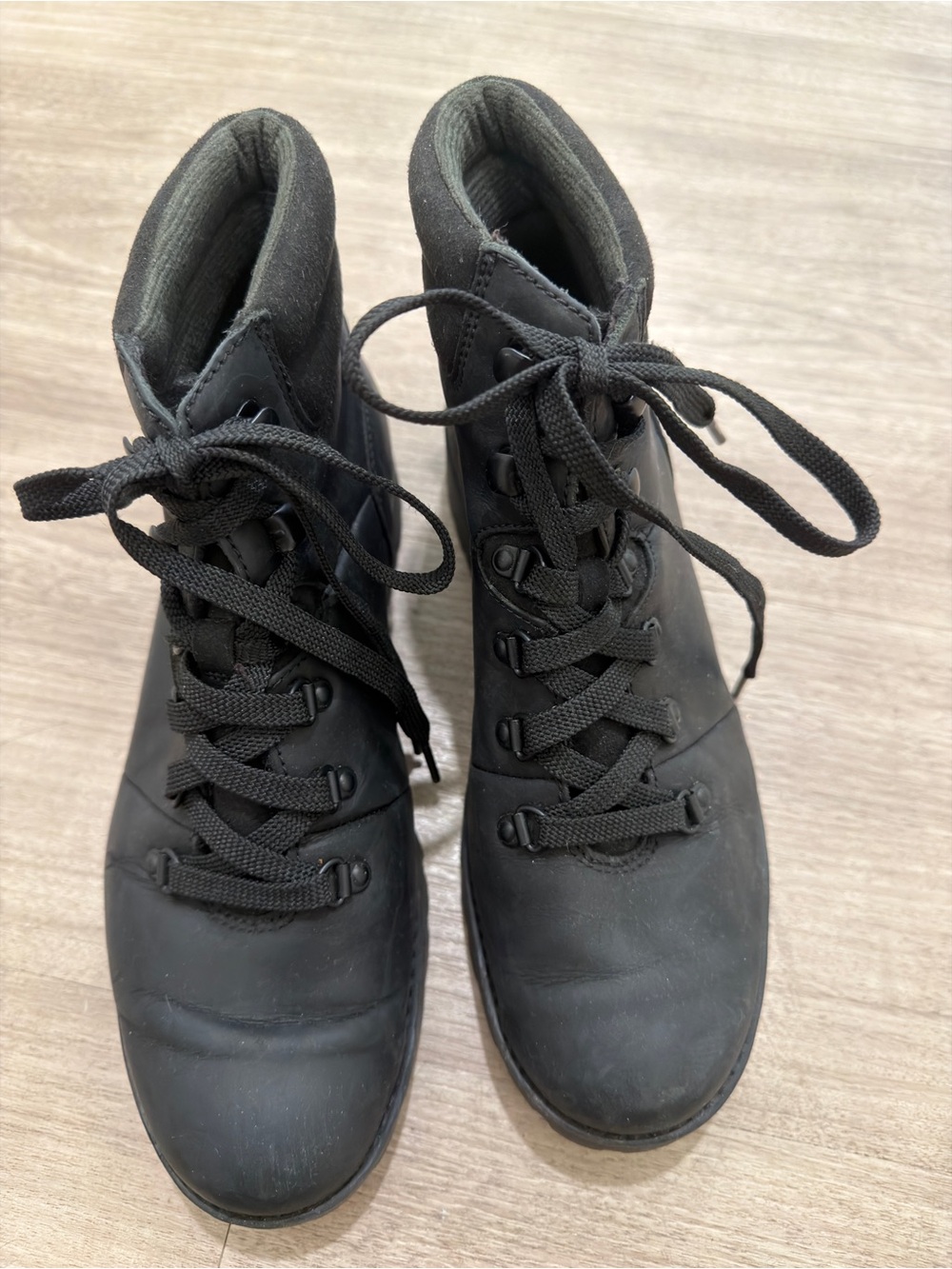 Timberland Black Lace-Up Women's Ankle Boots